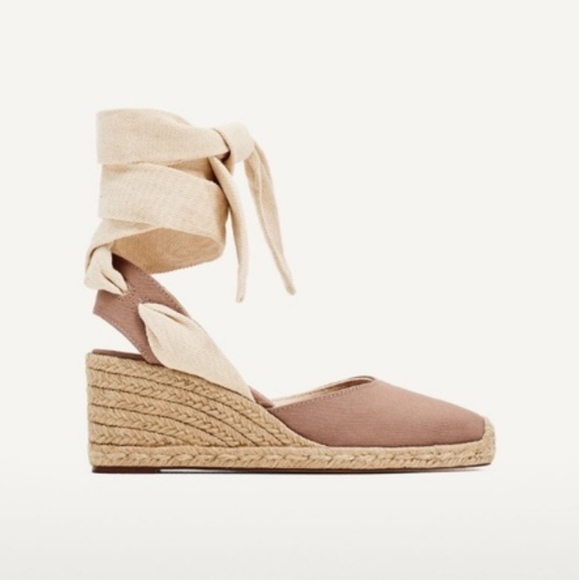 Zara lace up sandals - Picture 3 of 4